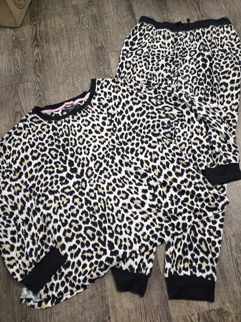 Kate Spade Classic Leopard Animal Print Shirt Joggers Pajamas Lounge Set Large